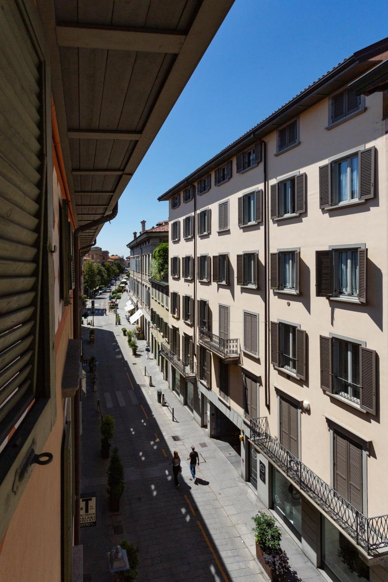 Appartement La Castellana à Bergame Extérieur photo