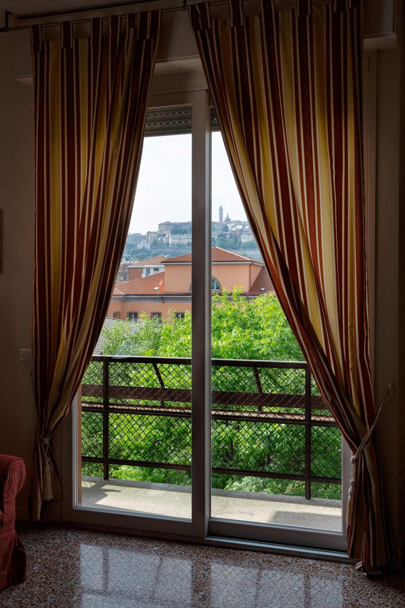Appartement La Castellana à Bergame Extérieur photo